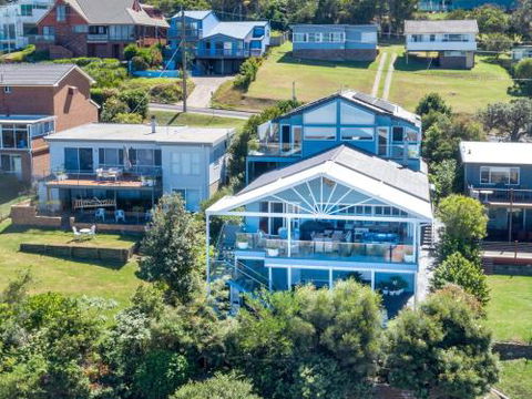 NANNY & POPPYS BEACH HOUSE Gerroa 4pm Check Out Sundays - Accommodation Fremantle 0