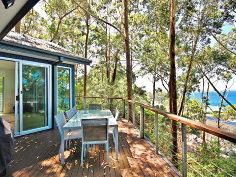 Aqua Pure At Hyams Beach 4pm Check Out Sundays - Accommodation Fremantle 5