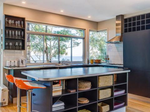 Aqua Pure At Hyams Beach 4pm Check Out Sundays - Accommodation Fremantle 1