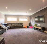 Wentworth Estate 5 Bedroom Luxury Home Sleeps 12 - Accommodation Fremantle