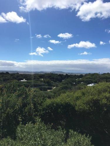 37 Oceanview Parade Sandy Point - Accommodation Fremantle 2