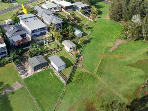 VINCES LANDING OLD EROWAL BAY 4pm Check Out Sundays - Accommodation Fremantle 2