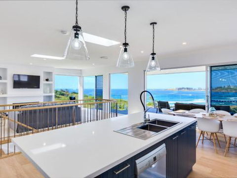 SEASCAPE Bombo 4pm Check Out Sundays - Accommodation Fremantle 5