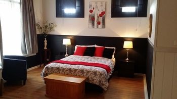 Strahan Holidays - Accommodation Fremantle 0