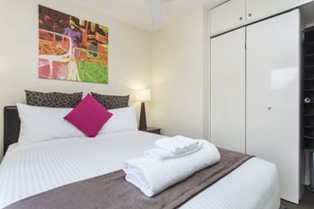 Sydney Harbor Town Houses Longs Ln - Accommodation Fremantle 6