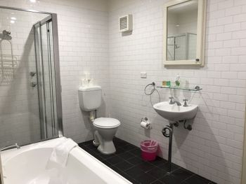 Sydney Harbor Town Houses Longs Ln - Accommodation Fremantle 4