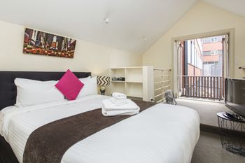 Sydney Harbor Town Houses Carahers Ln - Accommodation Fremantle 2