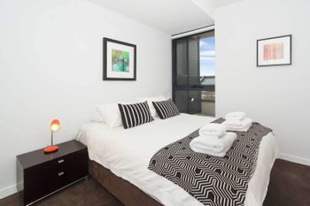 Location Views & Style - Accommodation Fremantle 6