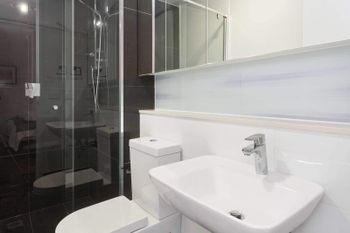Location Views & Style - Accommodation Fremantle 5