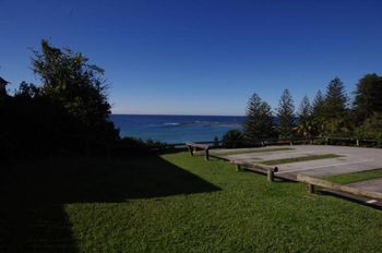 Binburra Views - Accommodation Fremantle 4