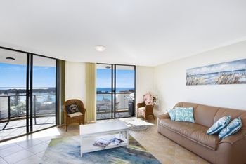 Atlantis Apartment Views For Days - Accommodation Fremantle 2