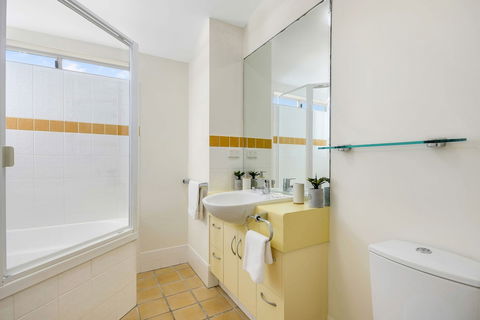 Alex Beach Resort 412 - Accommodation Fremantle 5