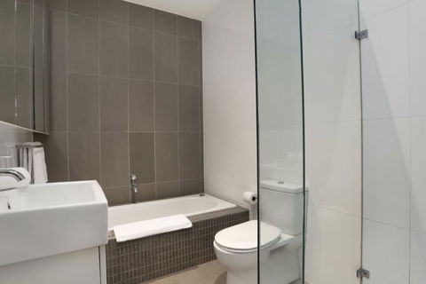 Kew Luxurious Townhouse - Accommodation Fremantle 4