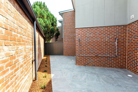 Wagga Apartments 1 - Accommodation Fremantle 2