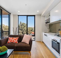 BRUNSWICK Stylish Space with Parking  Netflix - Accommodation Fremantle