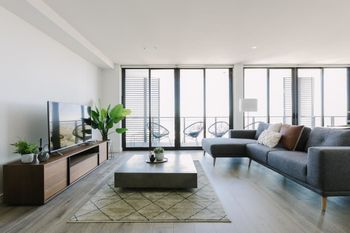 Super Spacious City View Apartments - Accommodation Fremantle 0