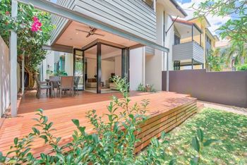 Spacious Home In New Farm For 6 W Parking - Accommodation Fremantle 0