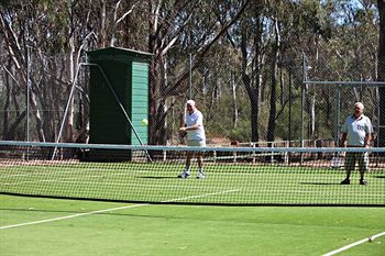 Yarraby Holiday Park - Accommodation Fremantle 2