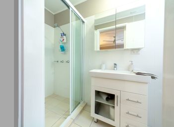 Super 1 Bedroom Pad In New Farm - Accommodation Fremantle 4
