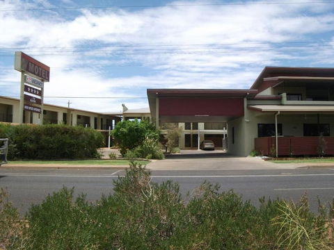 Spinifex Motel & Serviced Apartments - Accommodation Fremantle 2