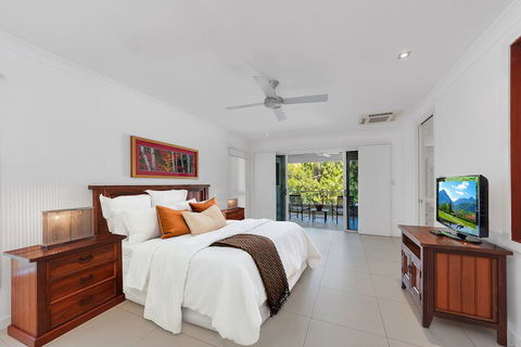 Luxury Home Near Marina - Accommodation Fremantle 5