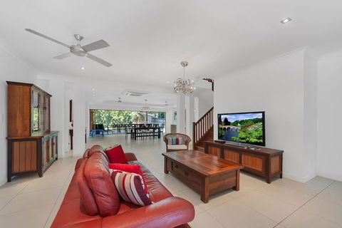 Luxury Home Near Marina - Accommodation Fremantle 2