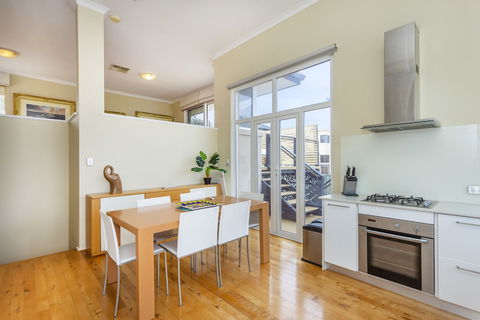 Scarborough Seaview Loft - Accommodation Fremantle 3