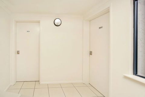 Centrally Located Apartment 1020 - Accommodation Fremantle 1