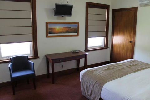 The Dormie House - On The Golf Course - Accommodation Fremantle 3