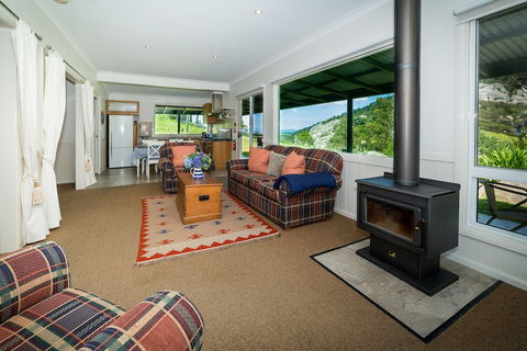 The Bryn At Tilba Family Cottage - Accommodation Fremantle 6