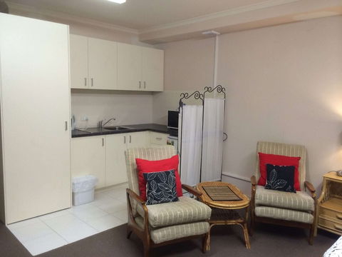 Box Hill Studios 4 At Canterbury Gardens - Accommodation Fremantle 3