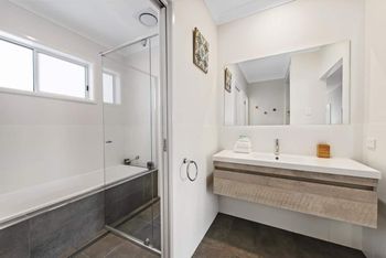 Del Boca Vista - 4 Bedroom House - Accommodation Fremantle 1