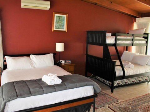 Between Waters B & B Lake Macquarie - Accommodation Fremantle 1