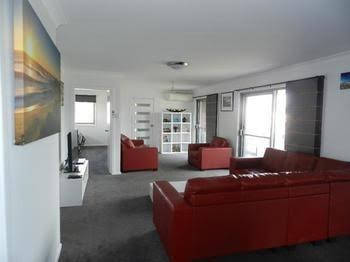 Yamba Norfolk Motel - Accommodation Fremantle 0