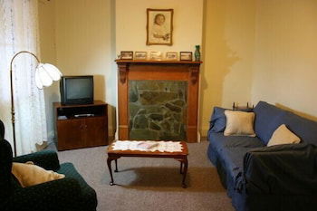 A Settler's Cottage - Accommodation Fremantle 2