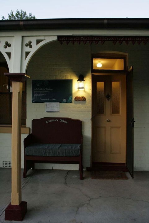 A Settler's Cottage - Accommodation Fremantle 1