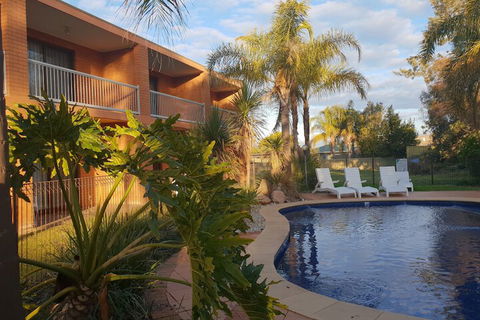 Crystal Fountain Motel Albury - Accommodation Fremantle 4