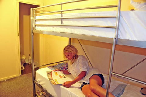 Adelaide Travellers Inn - Hostel - Accommodation Fremantle 5