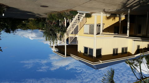 Hastings Cove Waterfront Holiday Apartments - Accommodation Fremantle 0