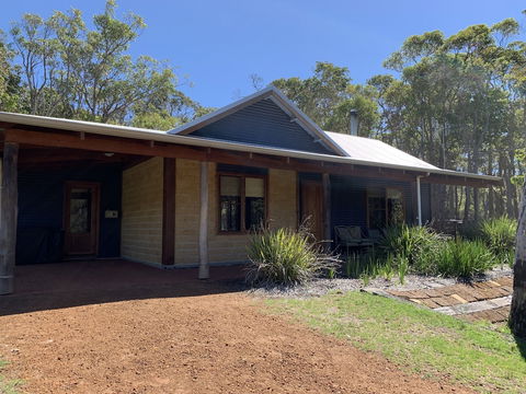 Denmark Forest Retreat - Accommodation Fremantle 0