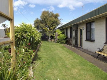 Lakes Entrance Holiday Units - Accommodation Fremantle 1