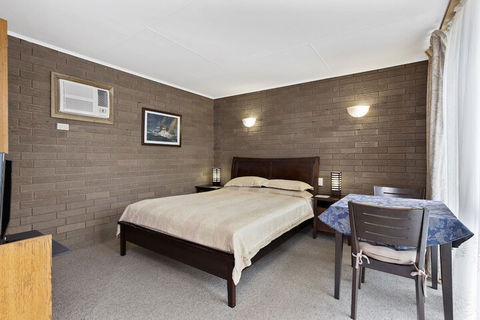 A1 Motels Port Fairy Motel And Apartments - Accommodation Fremantle 4