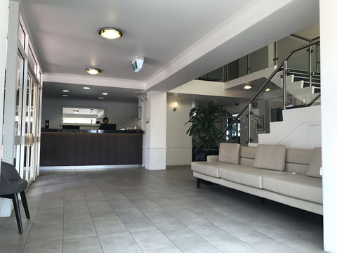 CKS Sydney Airport Hotel - Accommodation Fremantle 2