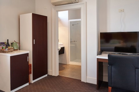 Auldington Hotel - Accommodation Fremantle 5