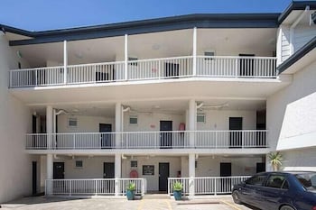 Ocean Front At The Entrance - Accommodation Fremantle 3