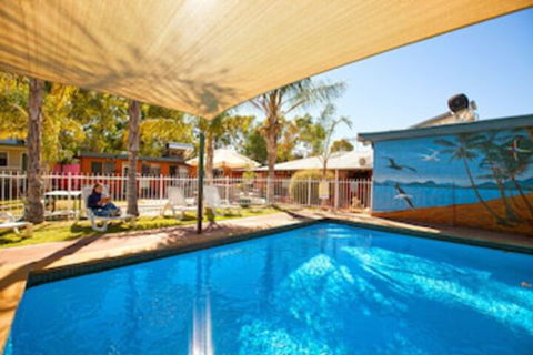 Alice Lodge Backpackers - Accommodation Fremantle 0