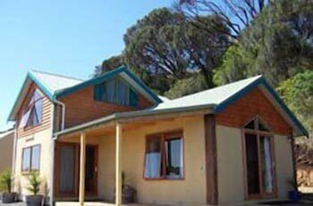 Eastern Reef Cottages - Accommodation Fremantle 3