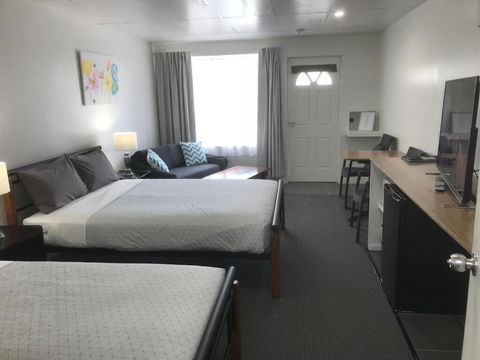 Cook's Endeavour Motor Inn - Accommodation Fremantle 6