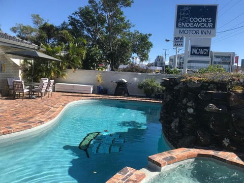 Cook's Endeavour Motor Inn - Accommodation Fremantle 1