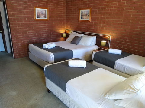 Junction Motel Wagga - Accommodation Fremantle 2